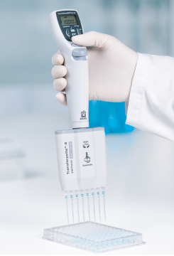 BRAND 705404 Transferpette®  S Electronic 10-200 µL 8 Kanallı Elektronik Ayarlanabilir Otomatik Pipet