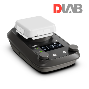 DLAB DMS4 LCD Manyetik Karıştırıcı Cam Seramik Plaka 50... 1.500 rpm / 10 L / 100 x 100 mm