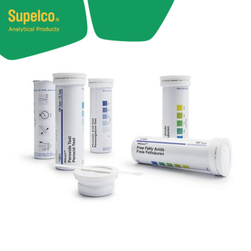 Merck 110081 Peroxide Test  Method: Colorimetric With Test Strips 1 - 3 - 10 - 30 - 100 Mg/L H₂O₂ Mquant™   Peroksit Testi Kolorimetrik  1 - 3 - 10 - 30 - 100 Mg/L H2O2 Mquant™ 1 Kutu