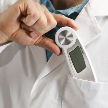 Testo 104 Saplama Tip Termometre HACCP Katlanabilir Su Geçirmez  -50… +250 °C