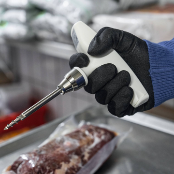 Testo 105 Saplama Tip Termometre HACCP Su Geçirmez  -50… +275 °C  Burgulu Ölçüm Ucu ile