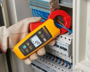 Fluke 368 FC True-rms Kaçak Akım Pens Metresi