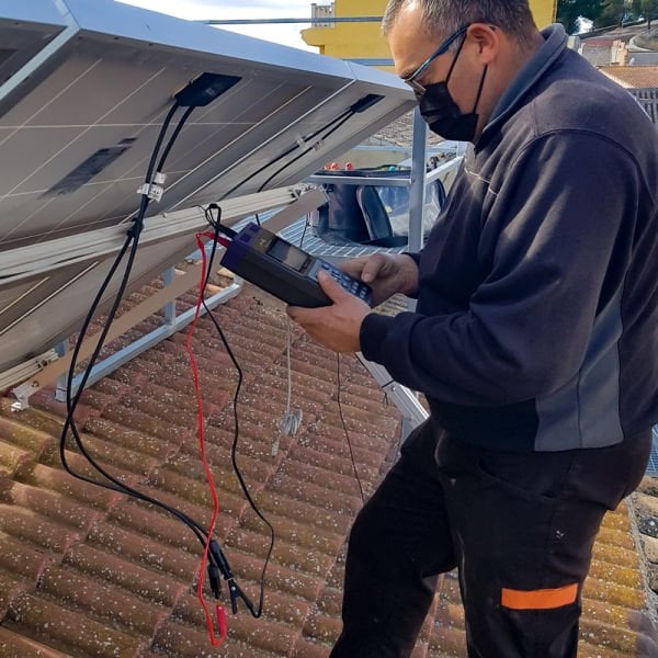 PCE-PVA 100 Güneş Paneli Test Cihazı / Güneş Paneli Ölçer