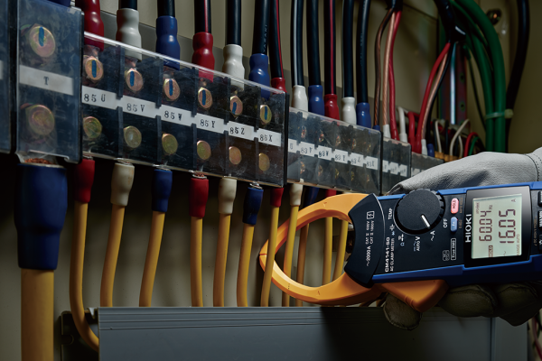 Hioki CM4141-50 2000A AC Pensampermetre