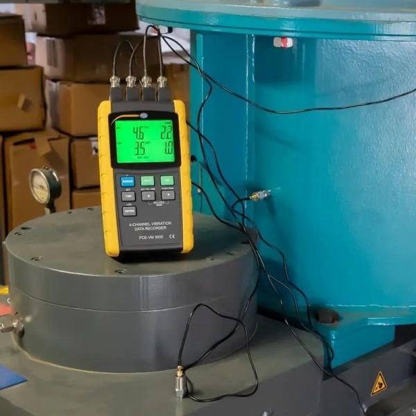PCE-VM 5000 Data Logger