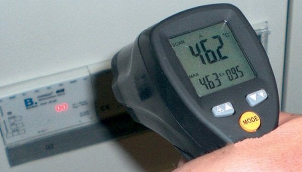 TFA 31.1124 'ST485' Çift Lazerli Uzaktan Sıcaklık Ölçer ( -50°C ... +800°C) (20:1)