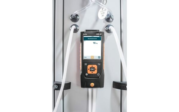 Testo 440 dP - Fark basınç sensörü içeren hava hızı ve iç hava kalitesi ölçüm cihazı