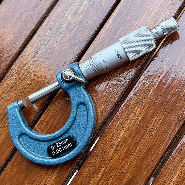 5208 Mekanik Mikrometre 0-25 mm 0.001 mm Hassasiyetli