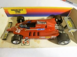Ferrari 126K Turbo diecast metal-Grand Prix serisi araba 1:24