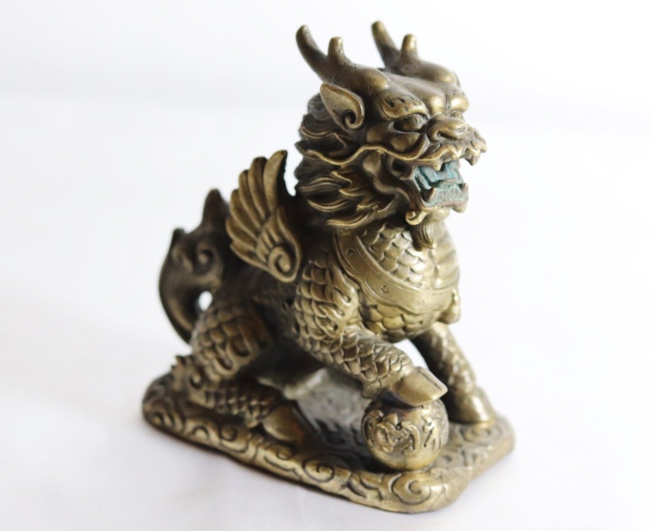 Bronz Çin aslan  heykeli Y:12 cm.