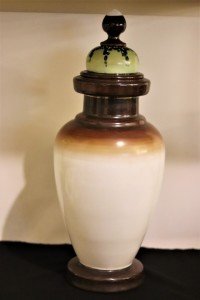 Opalin, yüzeyi el boyaması çiçek motifleri ile süslenmiş kapaklı vazo.. Y 55cm.