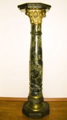 Çift yeşil malahit mermer kolon. Bronz işlemeli 120 cm.