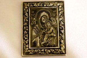 Gümüş Meryem Ana portresi.  Kalem işçilikli,  19.Y.y.  5x4cm.