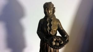 Nar satan köylü kadın heykeli Y:33cm.