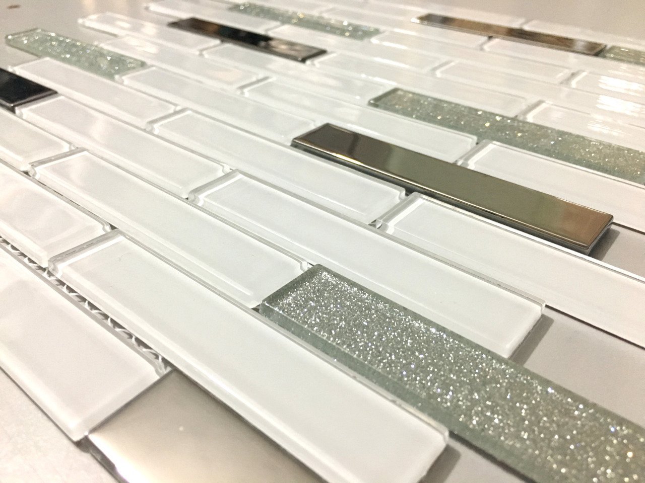 Cam Mozaik Beyaz Gümüş Aynalı 2x10 cm