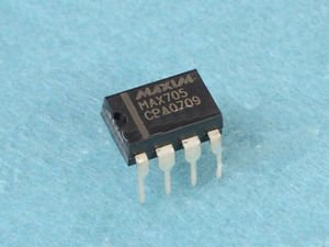 MAX705CPA DIP ENTEGRE