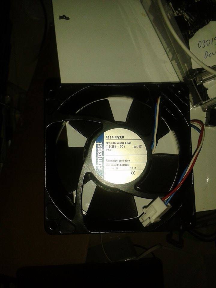 4114 N/2XU 267 24 V DC 235 mA 5.6 W EBMPAPST BURENDEL