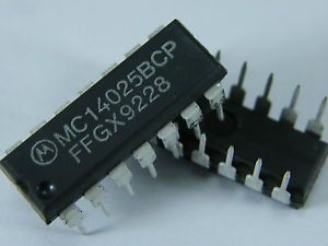 MC14025BCP 4025 DIP ENTEGRE MOTOROLA