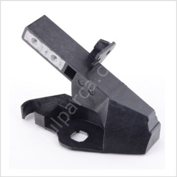 Mercedes W205 Tampon Braketi Ön Sol