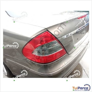 Mercedes E Seri W211 Arka Stop Sol Krmızı-Füme L 03-