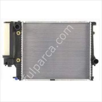 Bmw E34 5.20i/5.25i  M50 Motor Su Radyatörü Otomatik