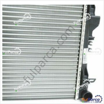 Vito W639 Om 642/Om646 Motor Su Radyatörü