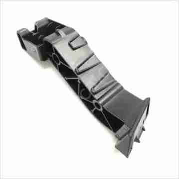 Vito W447 Ön Tampon Montaj Braketi/Braket Sağ