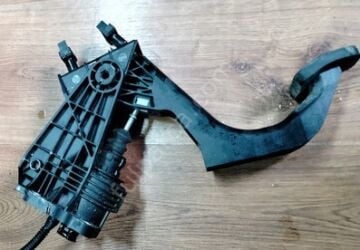 Vito W447 Debriyaj Üst Merkezi/Debriyaj Pedalı