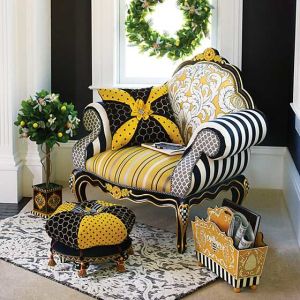 Queen Bee Chair