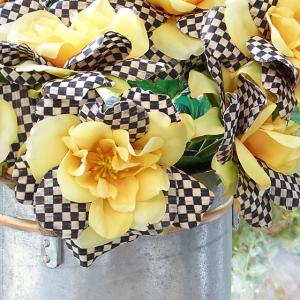 Courtly Check Rose - Yellow