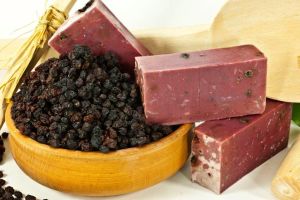 Kuşüzümü Sabun / Black Currant Soap 95 gr