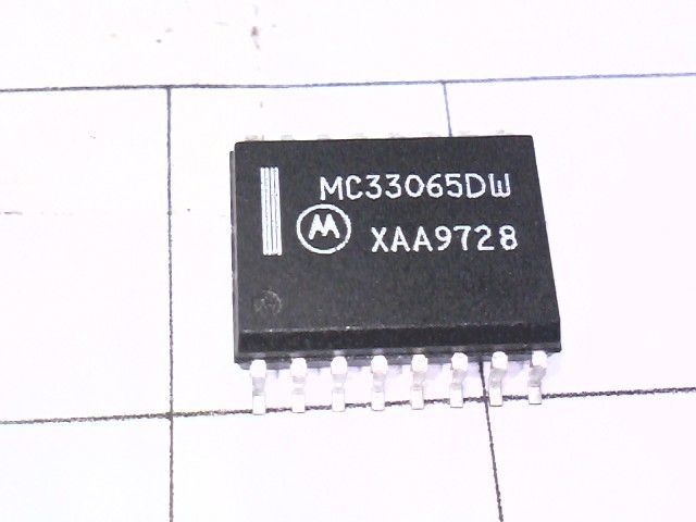 MC33065DW  High Performance Dual Channel Current Mode Controllers