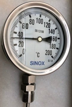 SINOX100 Alttan çıkışlı 0-200°C G½ Silikon yağlı Kadranlı Termometre