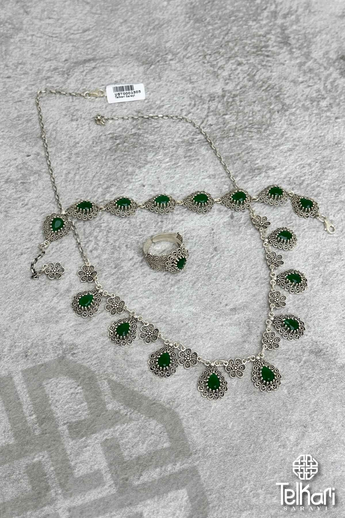 Kök Zümrüt Taşlı Oksitli Telkari Gümüş Set