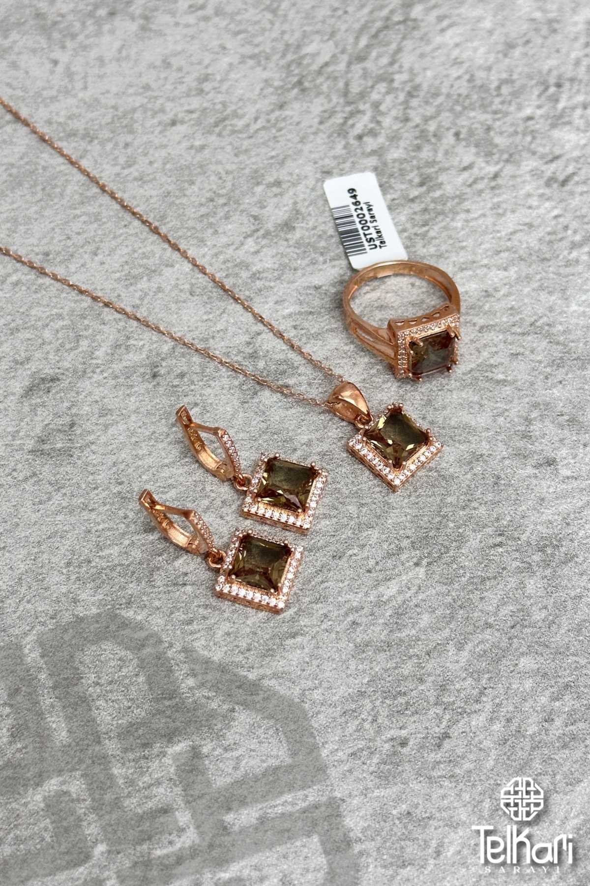 Kare Model Taş Çerçeveli Renk Değiştiren Sultan Taşlı Rose Gümüş Üçlü Set