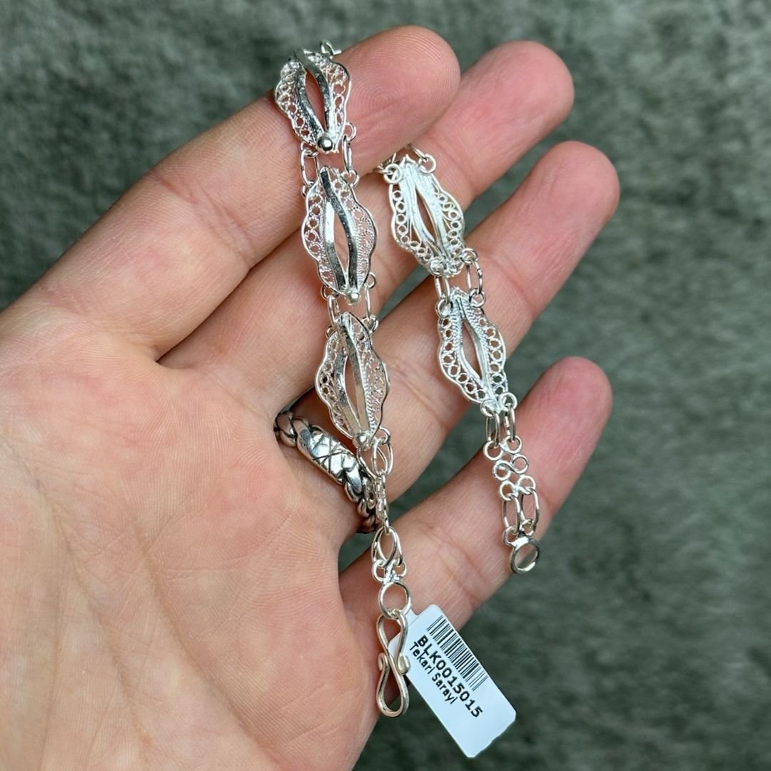 Yaprak Model 925 Ayar Telkari Gümüş Bileklik