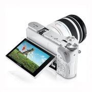 Samsung NX300+18-55mm Objektif Aynasız Profesyonel Dijital Fotoğraf Makinesi Beyaz