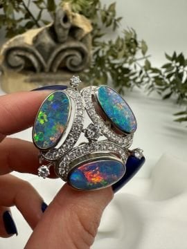 Penelope Pırlantalı Opal Broş