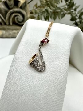 Saxophone Pırlantalı Yakut Kolye