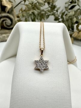 Menora Pırlantalı Kolye
