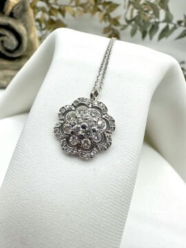 Floral Kolye