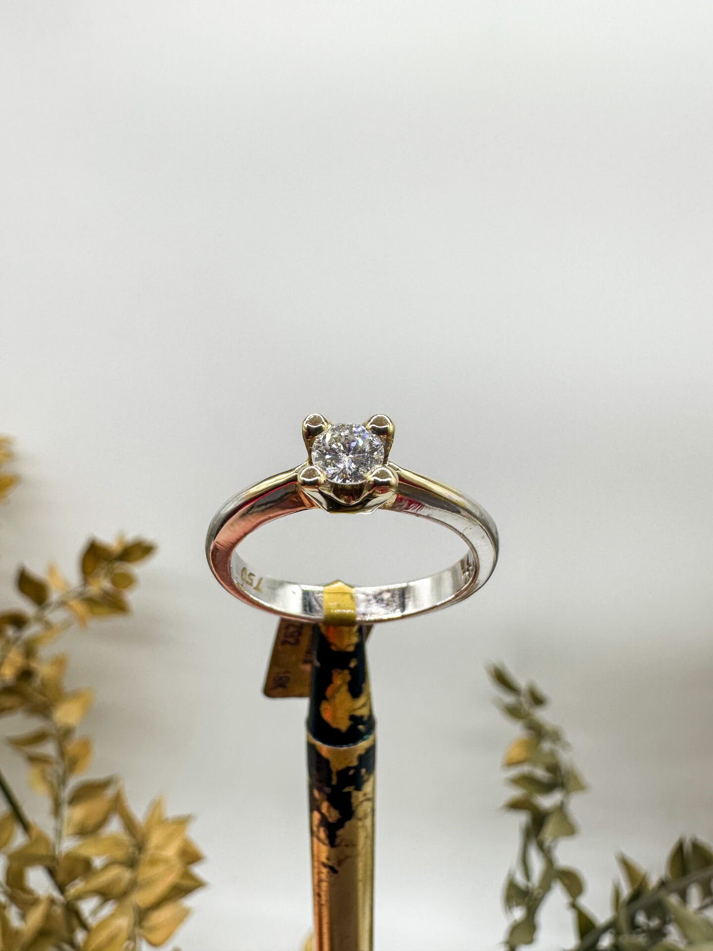 0.30ct Pırlanta Tektaş Yüzük