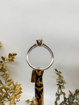 0.30ct Pırlanta Tektaş Yüzük