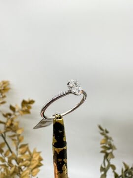 0.43ct Oval Tektaş Yüzük