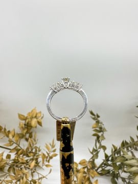 0.97 ct Pırlanta Yeditaş Yüzük
