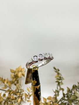 0.50 ct Pırlanta Beştaş Yüzük