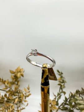 0.06 ct Pırlanta Tektaş Yüzük