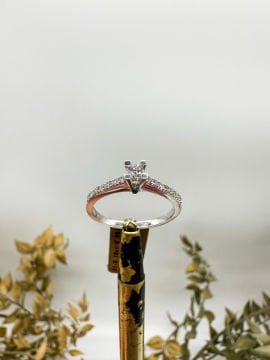 0.22ct Tektaş Pırlanta Yüzük