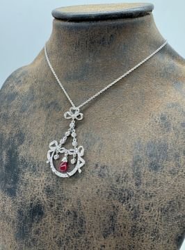 Juliet Pırlantalı Yakut Kolye