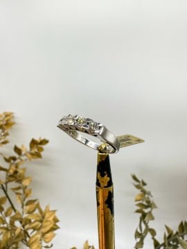 0.80 ct Pırlanta Beştaş Yüzük